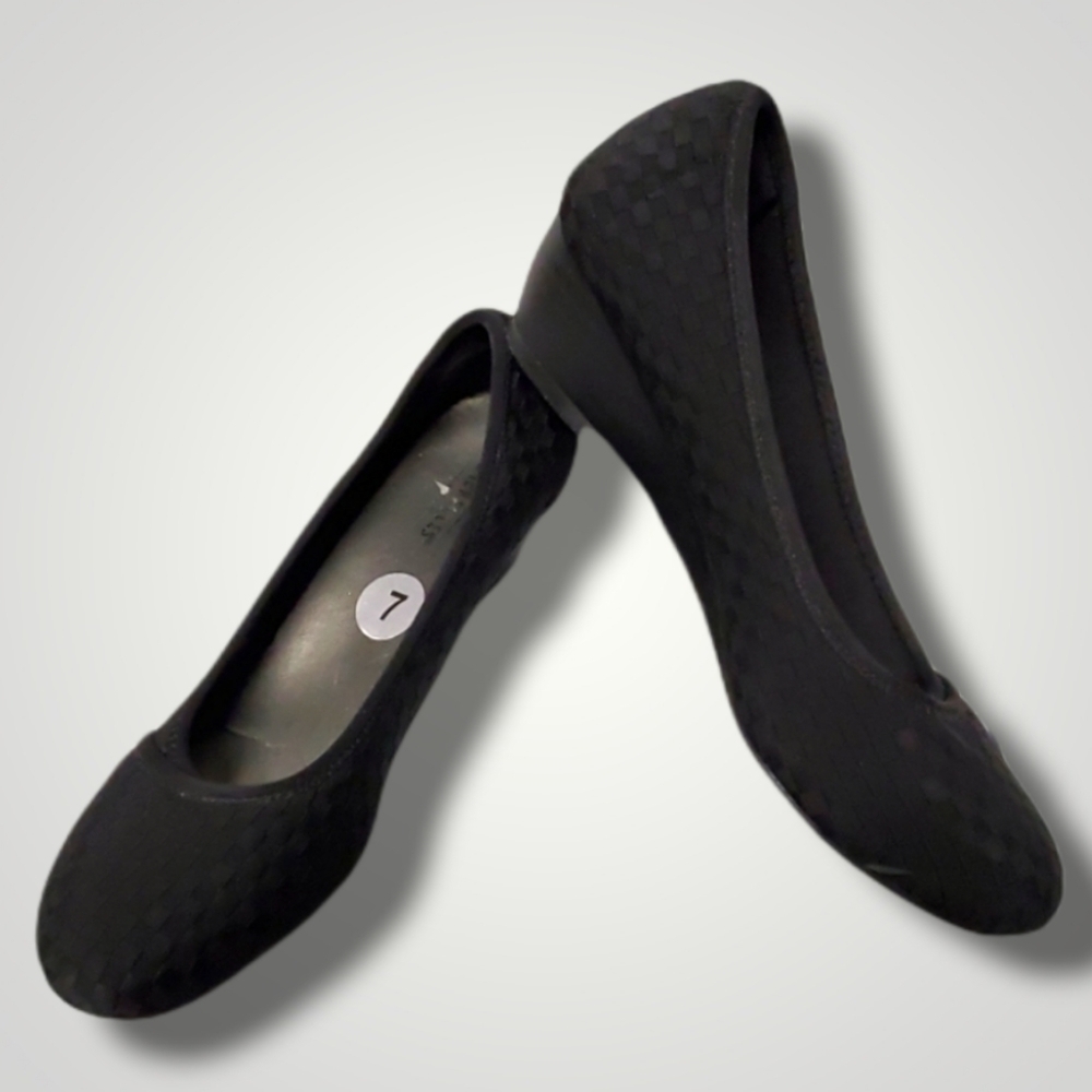 Seychelles Wedges